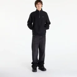 Solo Swoosh Fleece Quarter-Zip Top