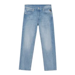 Straight Jeans