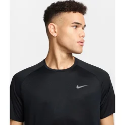 Stride Dri-FIT ADV Kortarmet Løpetopp