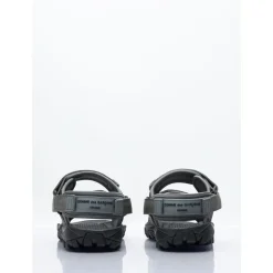 Stroppesandaler med logoapplikasjon