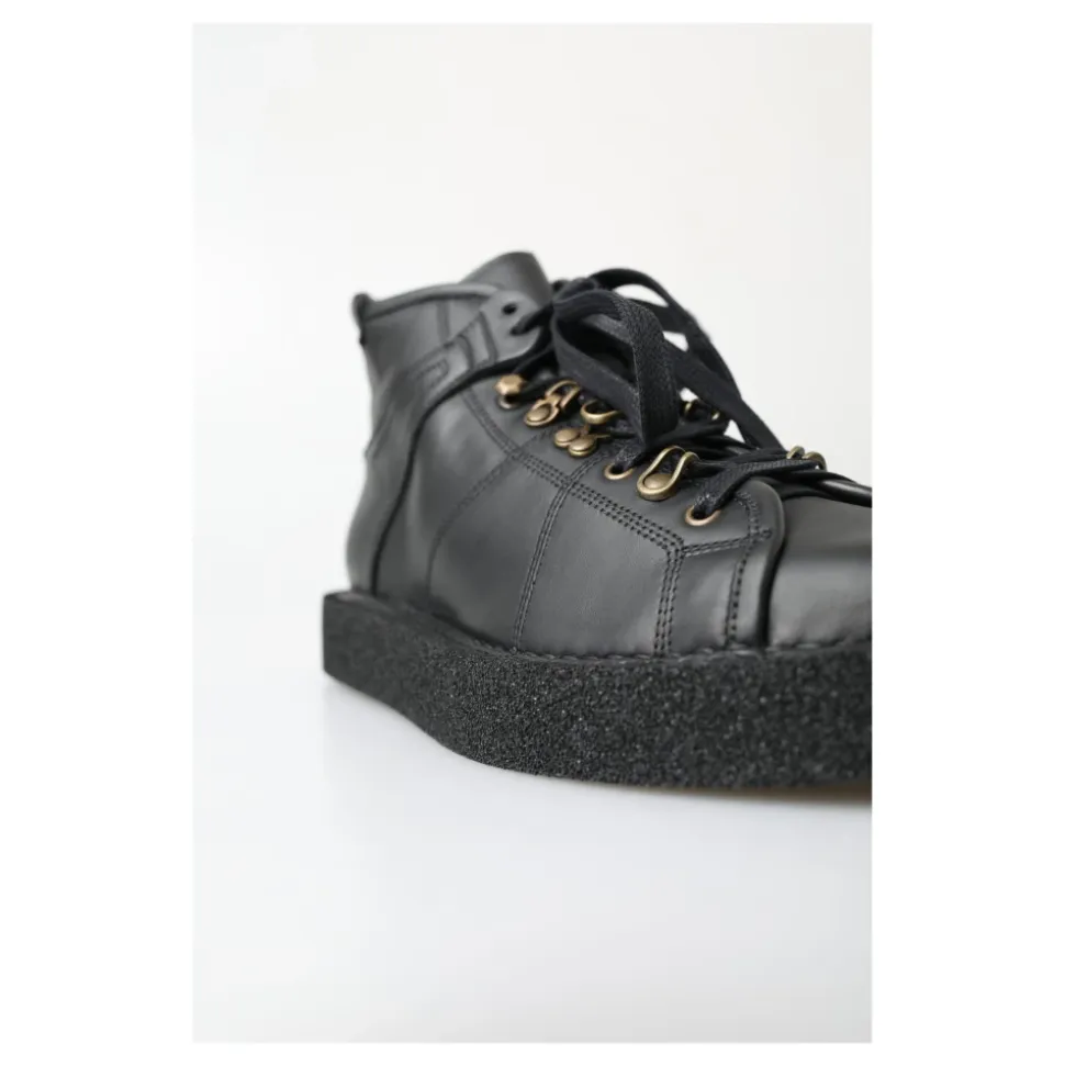 Svarte skinn slip-on ankelstøvler