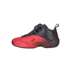 Svart/Rød Basketball Sneakers