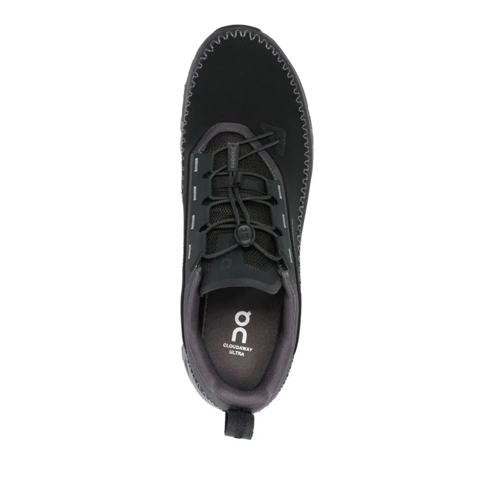 Svart Sneaker med Snøring