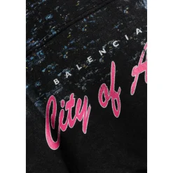 Sweatshirts & Hoodies