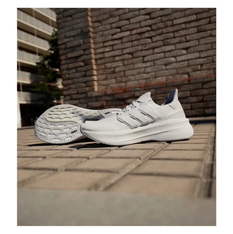 Ultraboost 5