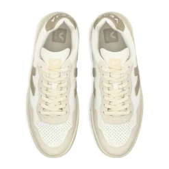V-90 Sneakers